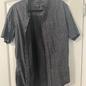 NWOT Size L Hurley casual shirt